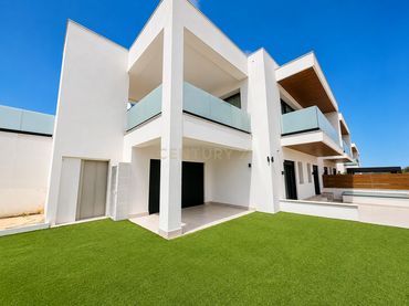 Casa con balcón en venta en CL CARRER TORRE D'EN BARCELO 12SANTA EULARIA DES RIU (ILLES BALEARS)
