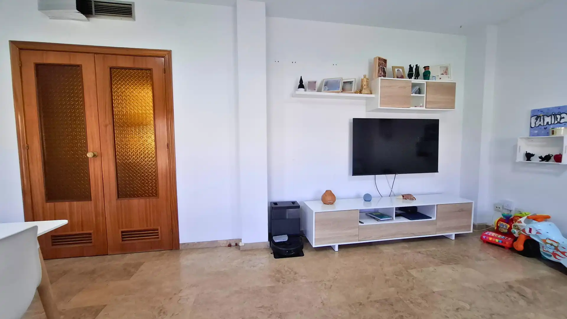 Sala d'estar de Pis en venda en Córdoba amb Aire condicionat, Calefacció i Terrassa