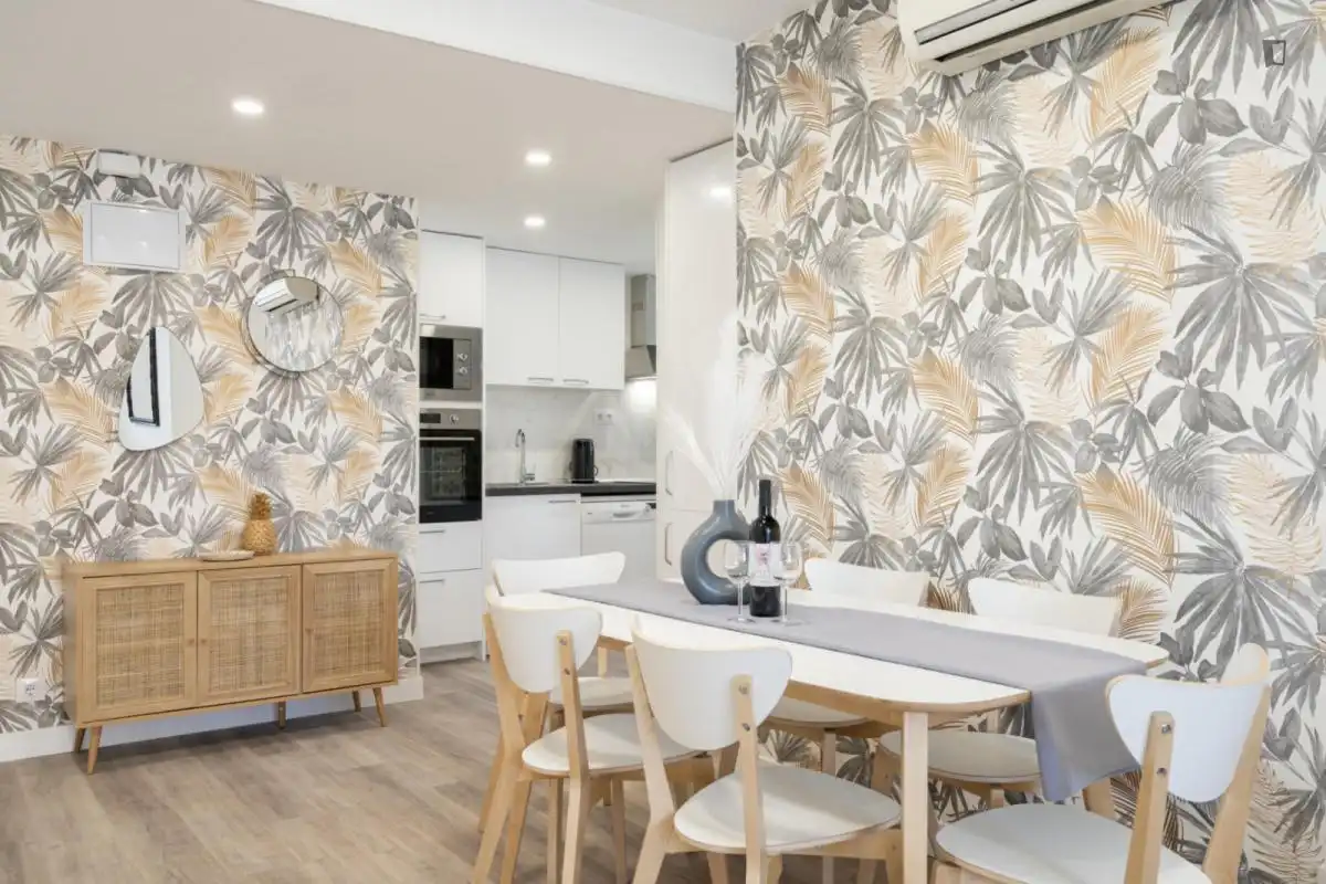 Comedor de Apartamento de alquiler en Madrid con Aire acondicionado, Amueblado y Horno