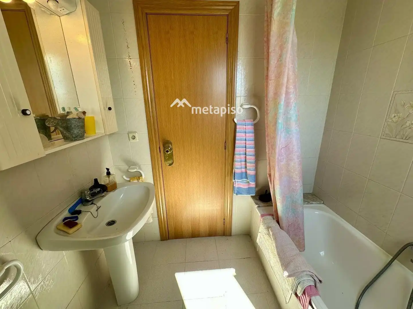 Bany de Casa o xalet en venda en El Vendrell amb Terrassa, Traster i Piscina