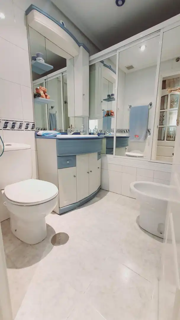 Bathroom of Attic for sale in Torrejón de Ardoz  with Air Conditioner, Heating and Private garden