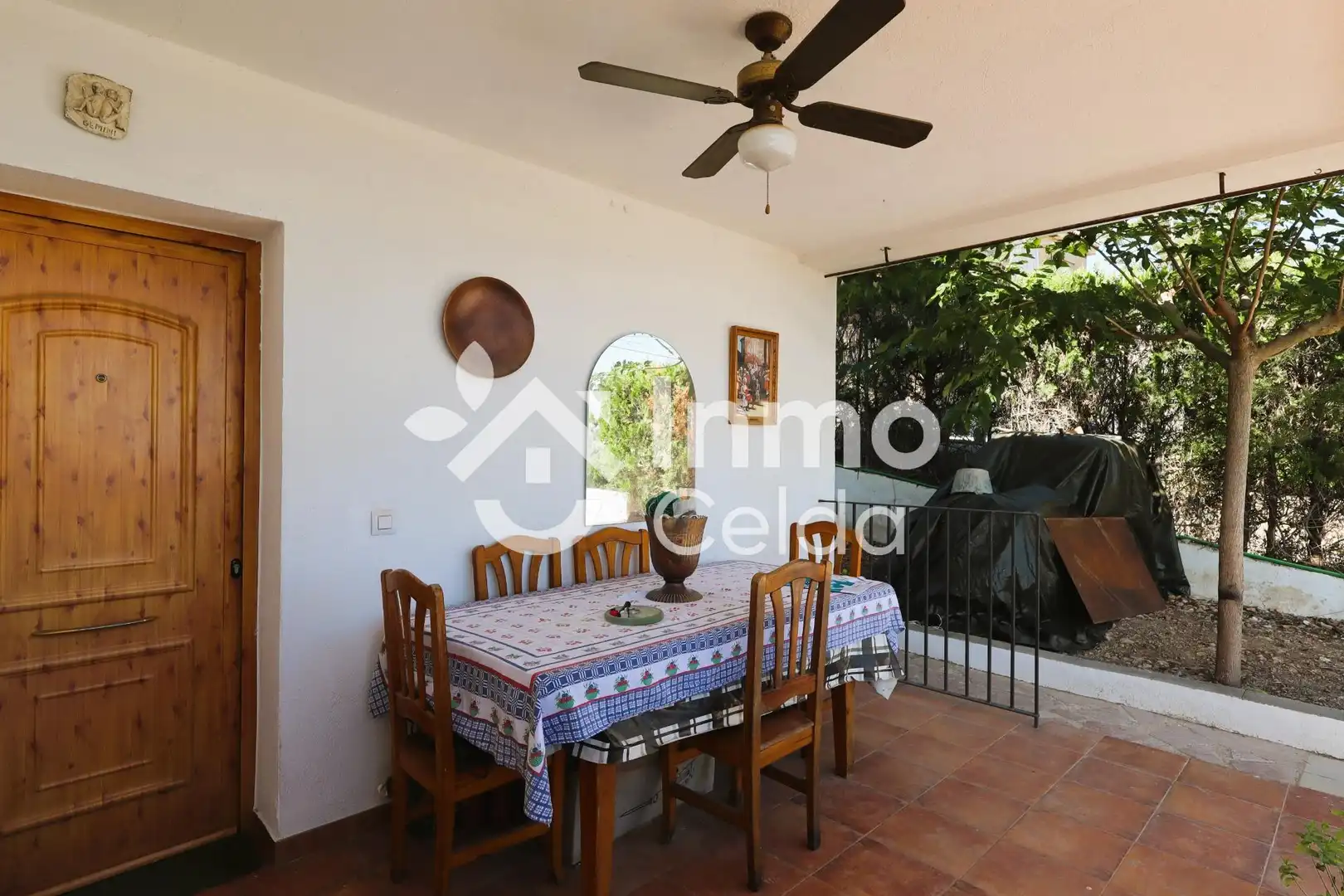 Casa adosada en venta en Chiva con Calefacción, Jardín privado y Terraza