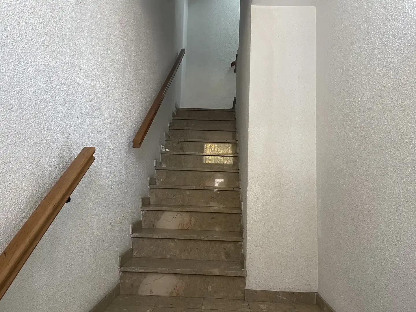 Casa adosada en venta en Salt con Calefacción, Terraza y Trastero