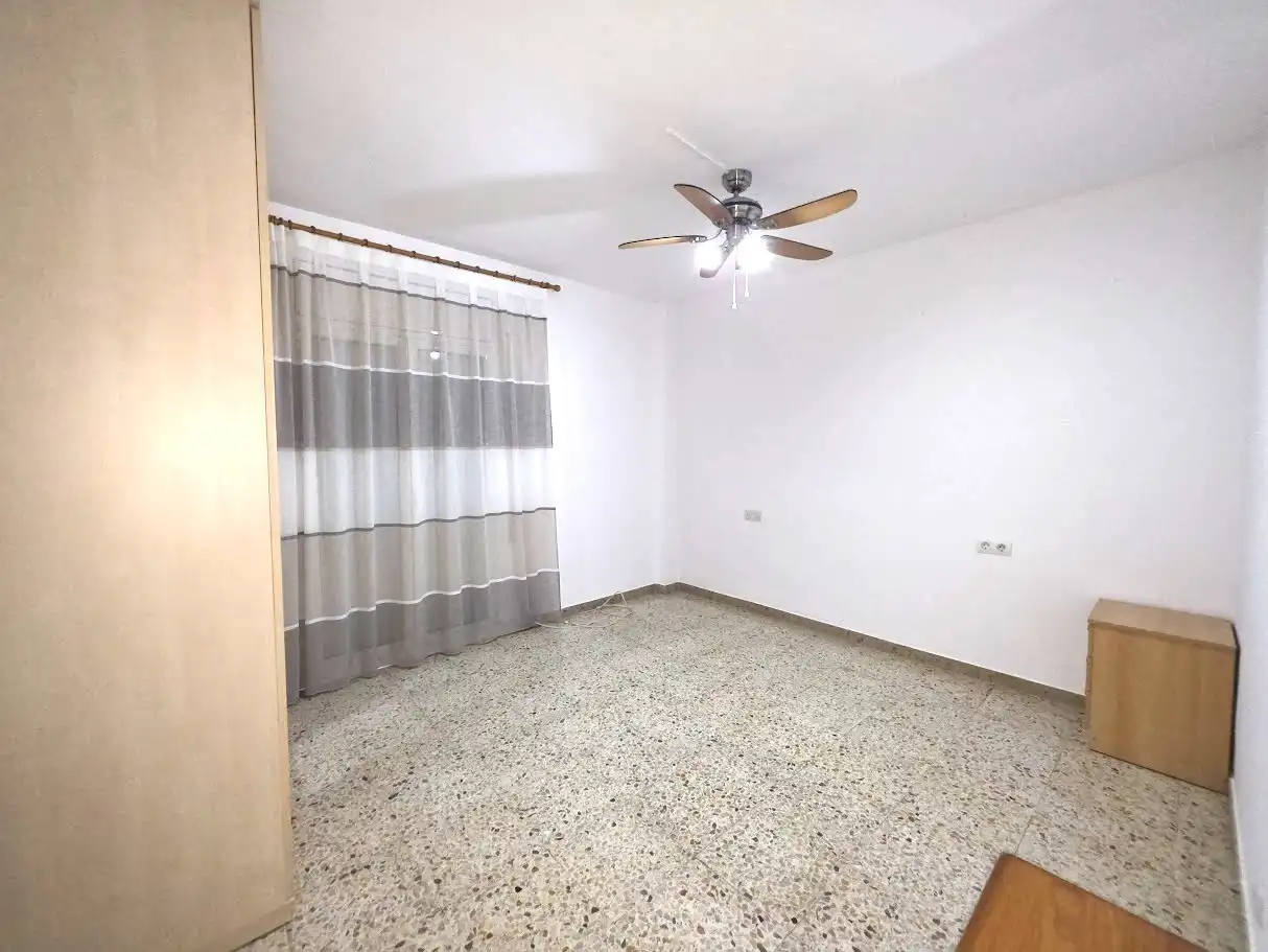 Dormitori de Pis en venda en Castellar del Vallès amb Calefacció, Parquet i Forn
