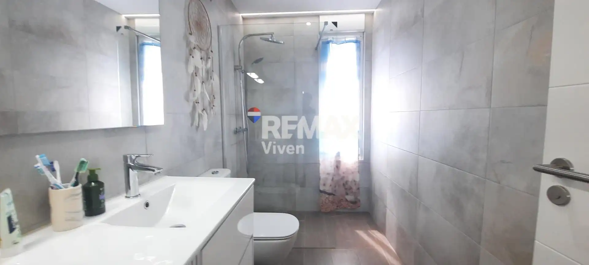 Baño de Casa o chalet en venta en Canyelles con Aire acondicionado, Calefacción y Jardín privado