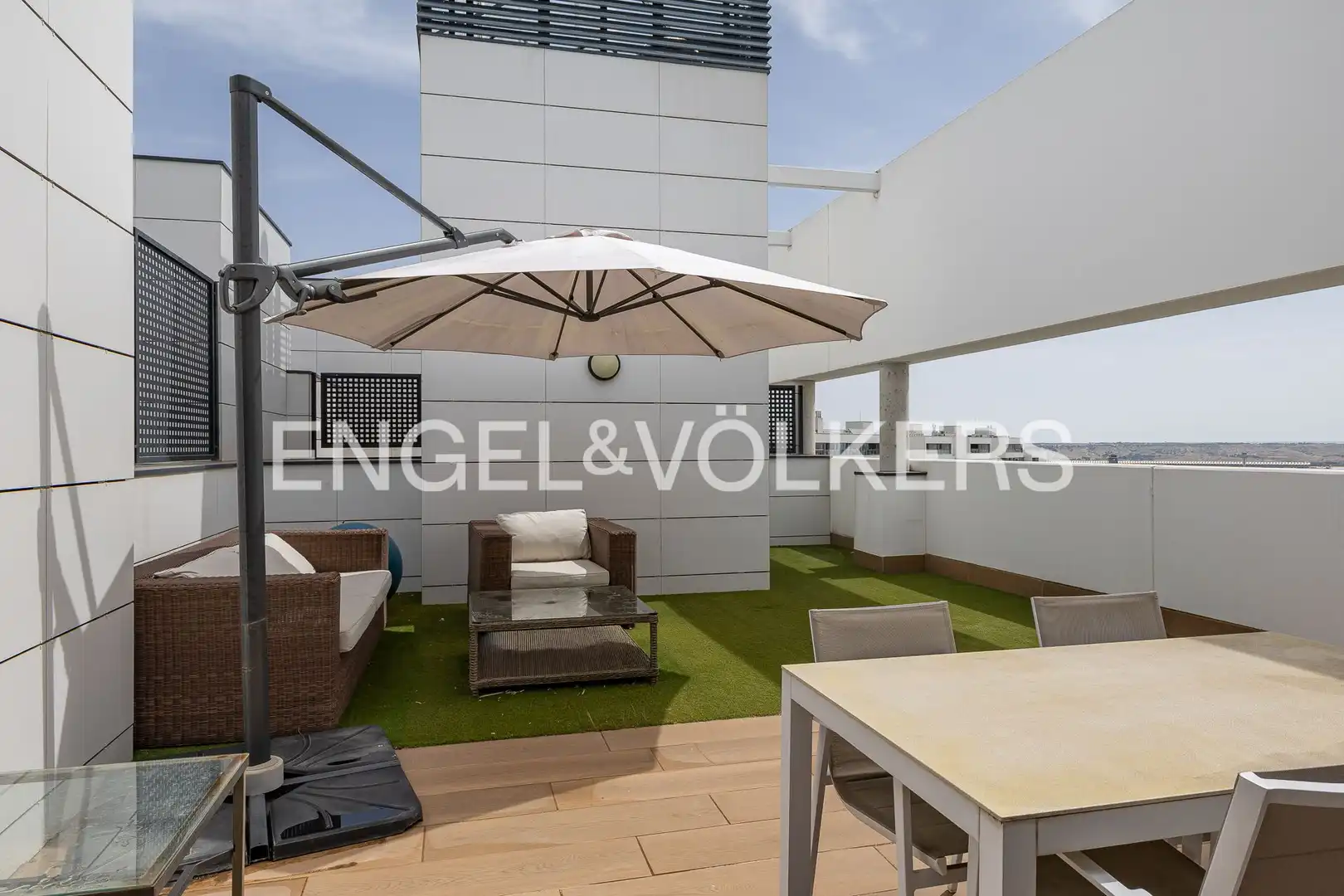 Terrace of Attic for rent in Madrid  with Air Conditioner, Heating and Private garden