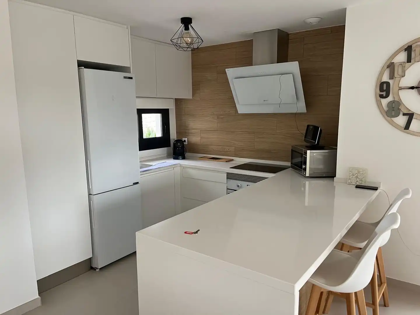 Küche von Wohnung zum Verkauf in Pilar de la Horadada mit Klimaanlage, Heizung und Privatgarten