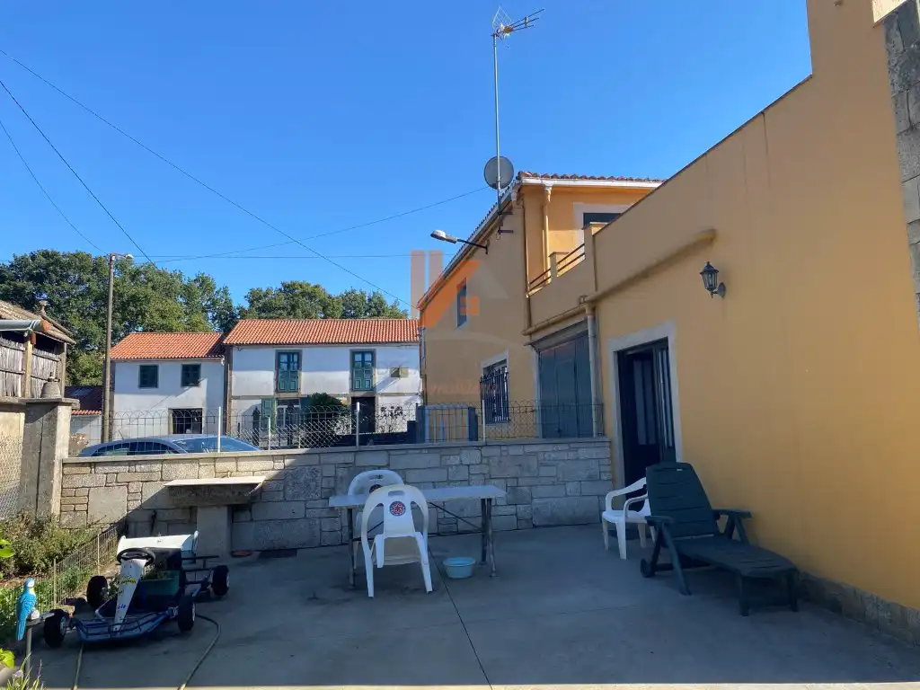 Vista exterior de Casa o chalet en venta en Parroquias de Santiago