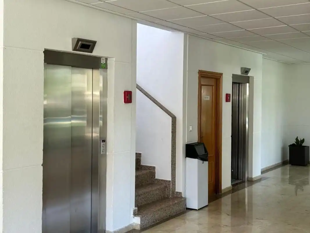 Apartamento con piscina en venta en Playa de San Juan - El Cabo de las Huertas, imagen 10