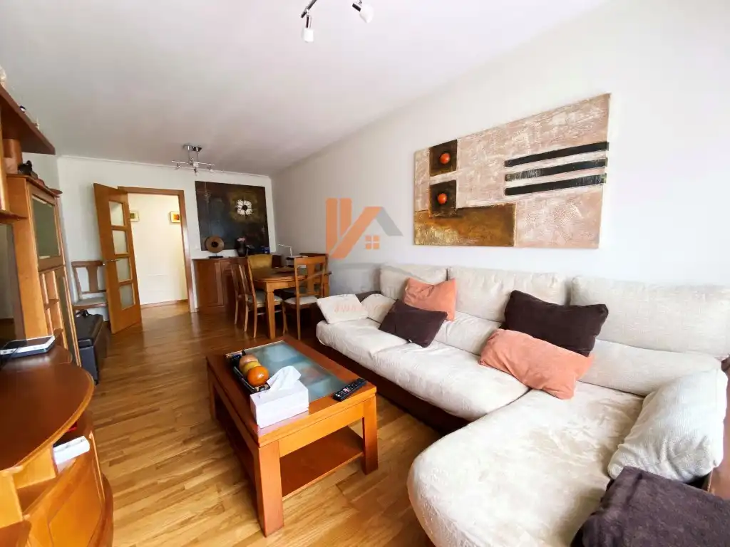 Living room of Flat for sale in Ames  with Oven
