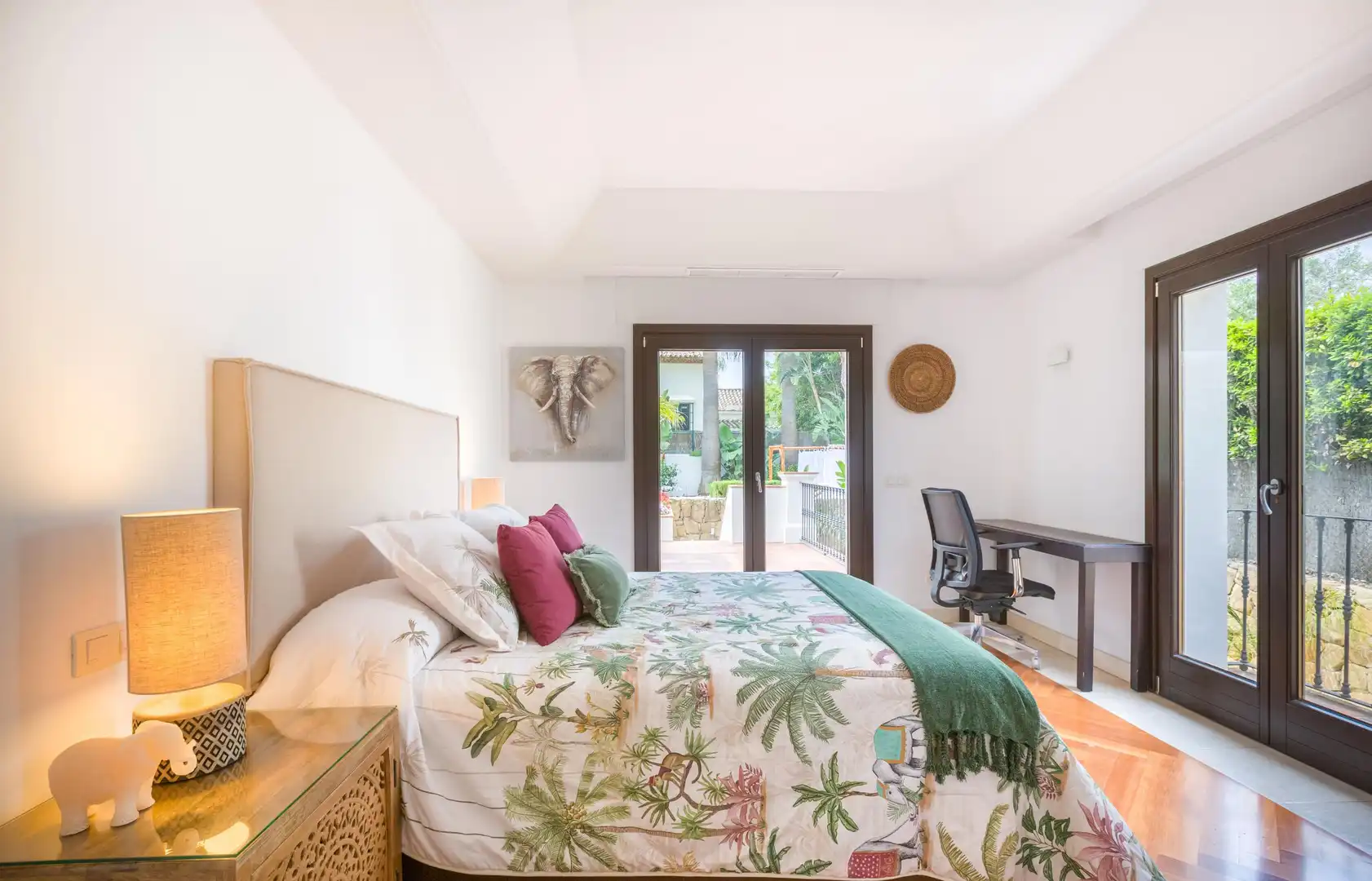 Dormitori de Casa o xalet de lloguer en Estepona amb Calefacció, Jardí privat i Terrassa