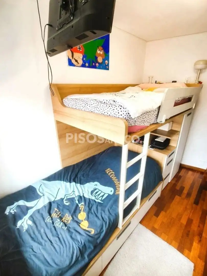 Habitación de Piso en venta en A Coruña Capital  con Trastero y Amueblado
