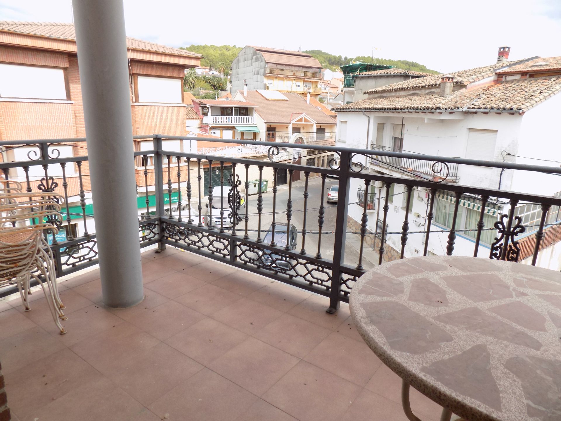 Terrassa de Casa adosada en venda en Lanzahíta amb Calefacció, Terrassa i Moblat