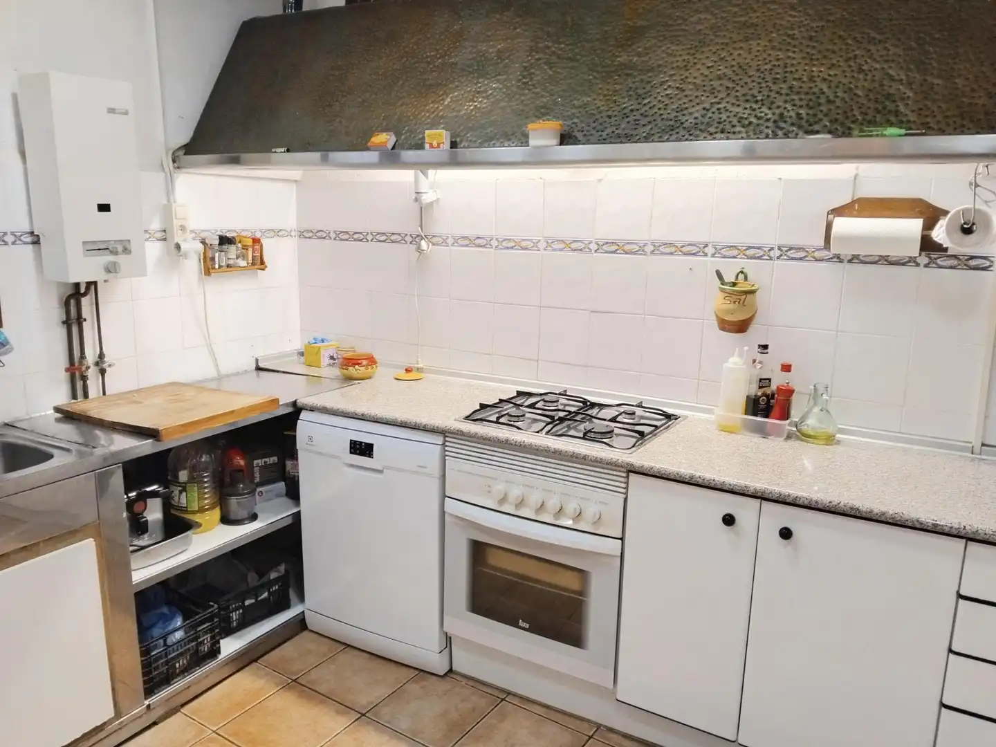 Kitchen of Houses for sale in Les Valls d'Aguilar