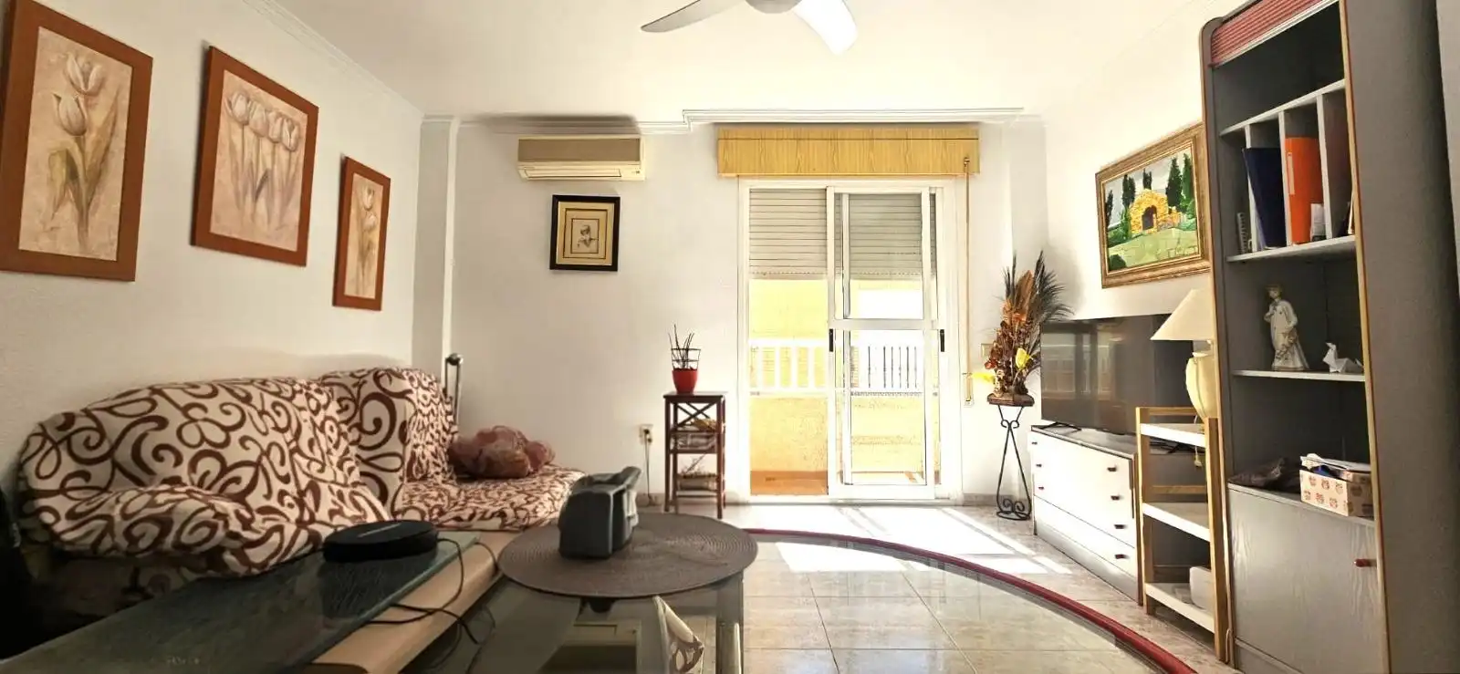 Sala de estar de Piso en venta en El Ejido con Aire acondicionado, Terraza y Amueblado