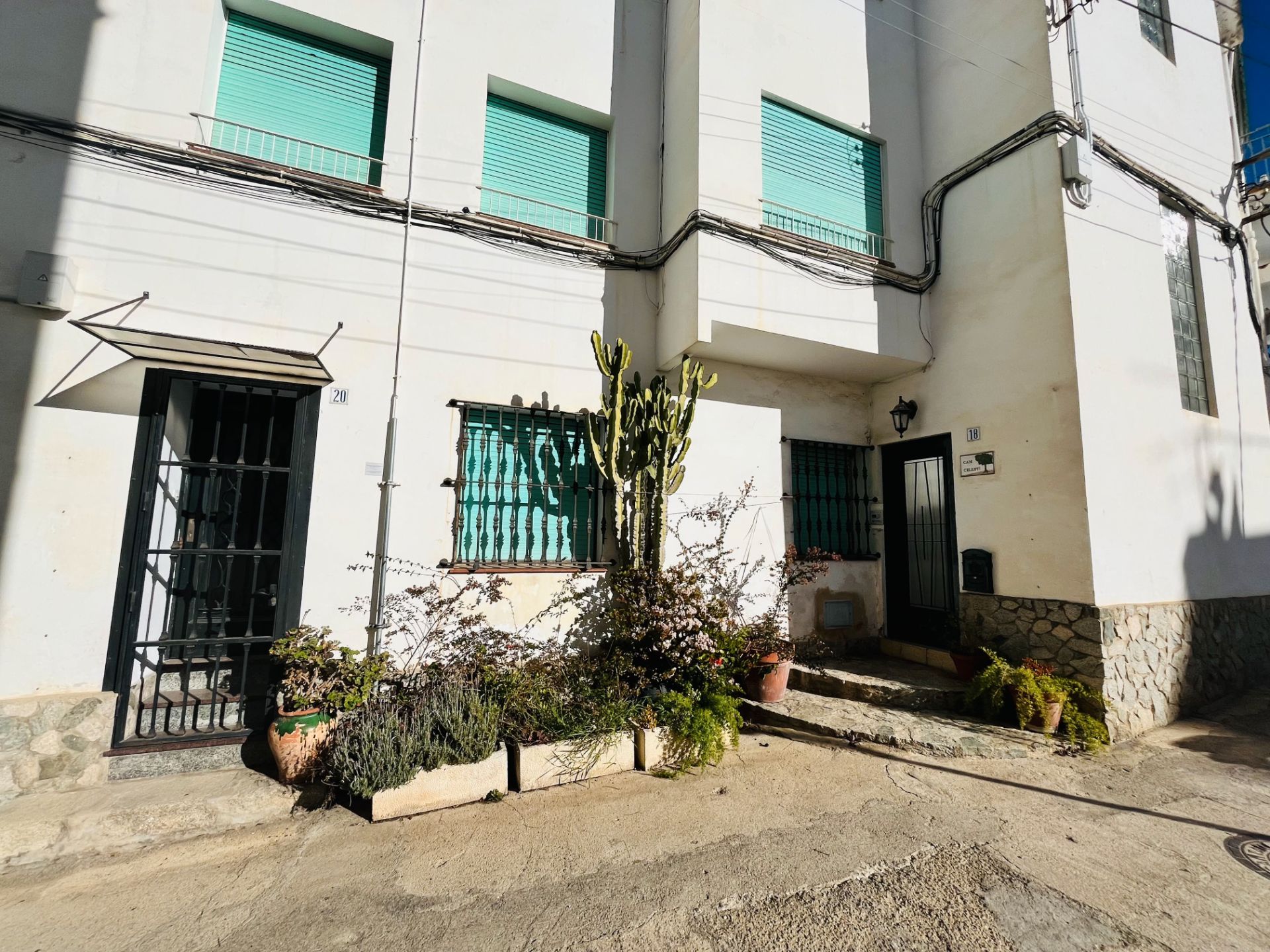 Exterior view of Planta baja for sale in Sant Pol de Mar  with Furnished