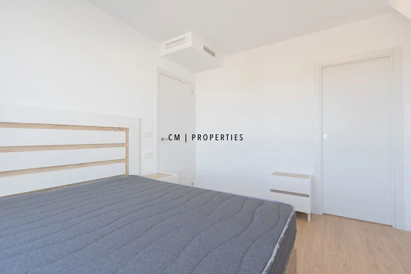 Habitación de Ático de alquiler en Sagunto / Sagunt con Aire acondicionado, Calefacción y Parquet