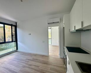 Kitchen of Planta baja to rent in San Sebastián de los Reyes  with Heating