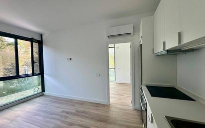 Kitchen of Planta baja to rent in San Sebastián de los Reyes  with Heating