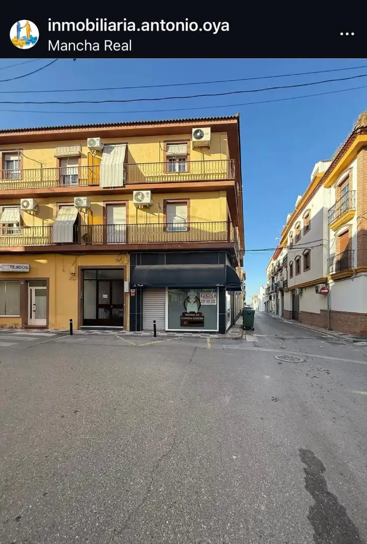 Local comercial en venda a Calle San Francisco
