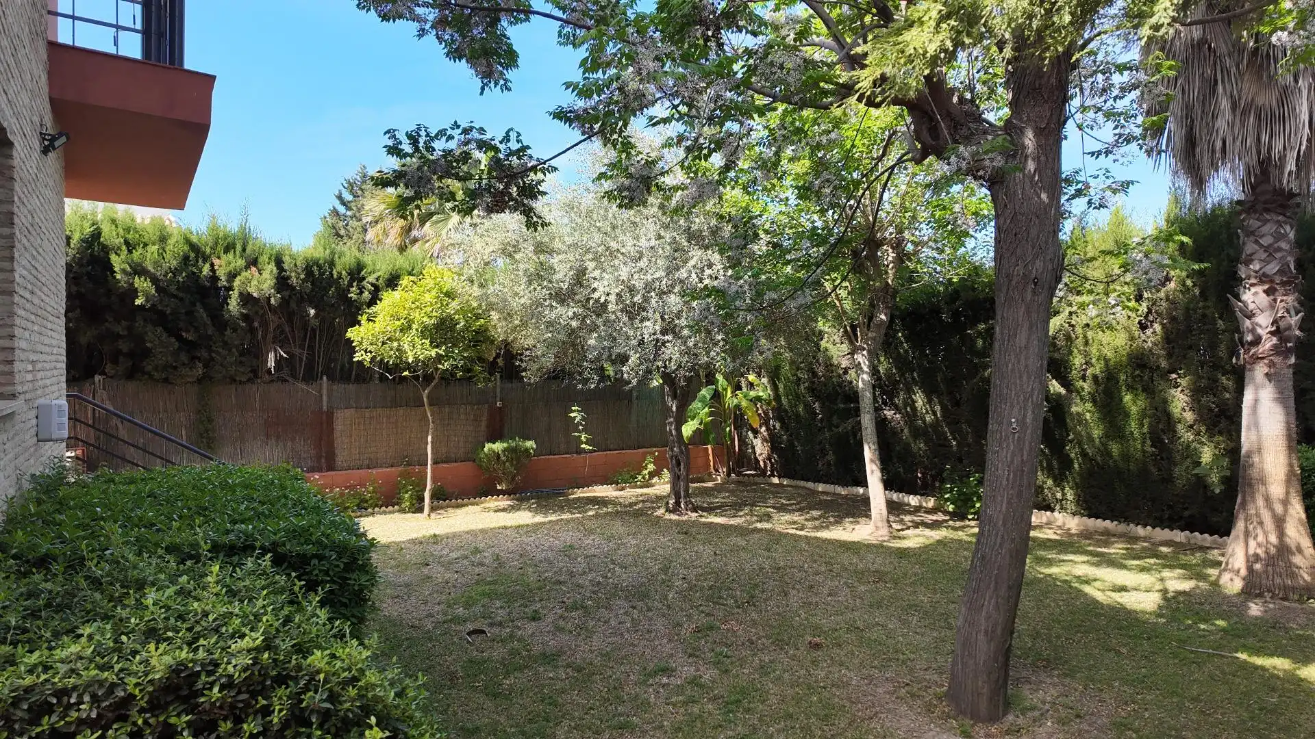 Jardín de Casa o chalet en venta en Bormujos con Aire acondicionado, Calefacción y Jardín privado