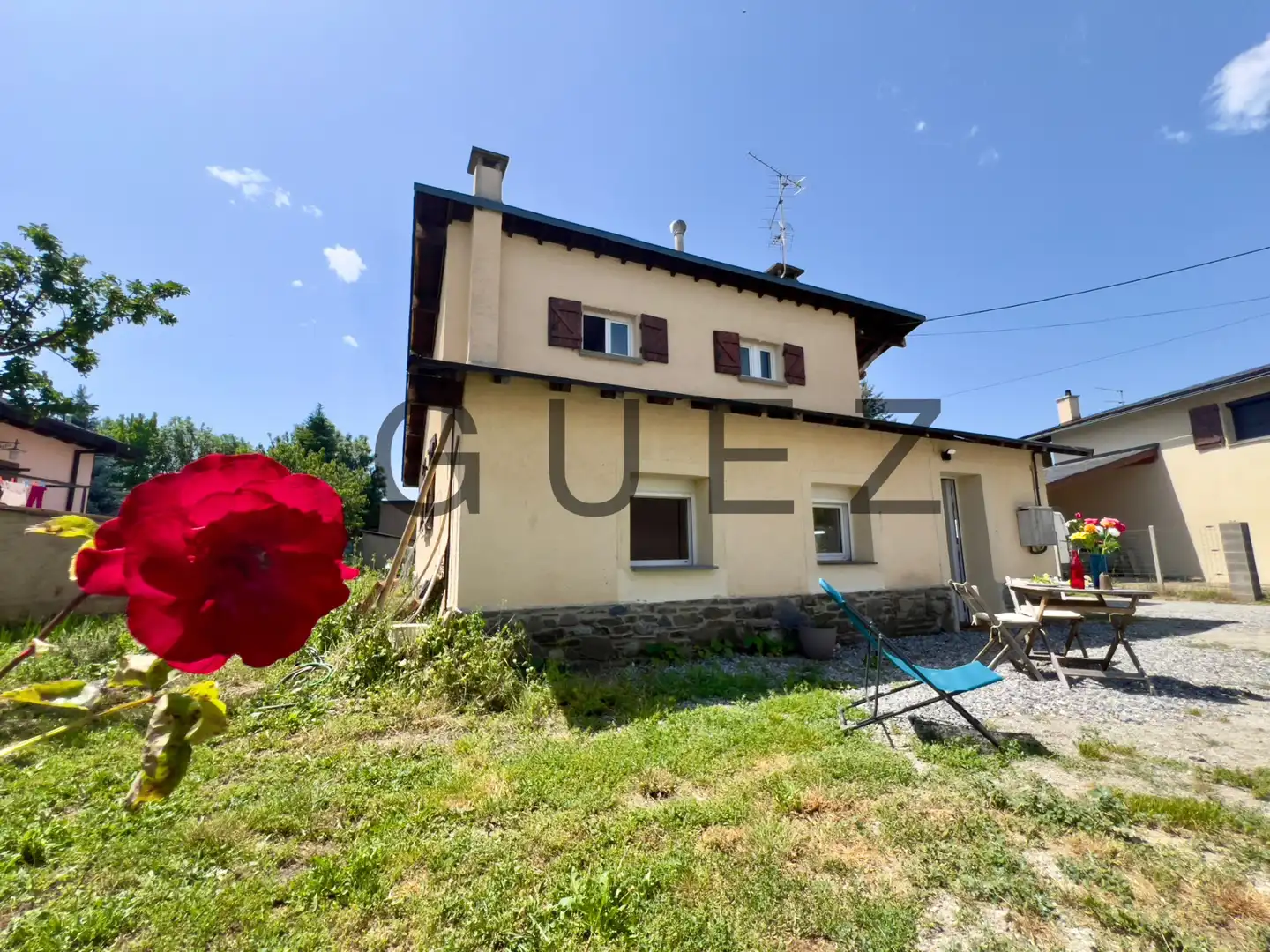 Vista exterior de Apartamento de alquiler en Puigcerdà con Calefacción, Jardín privado y Amueblado