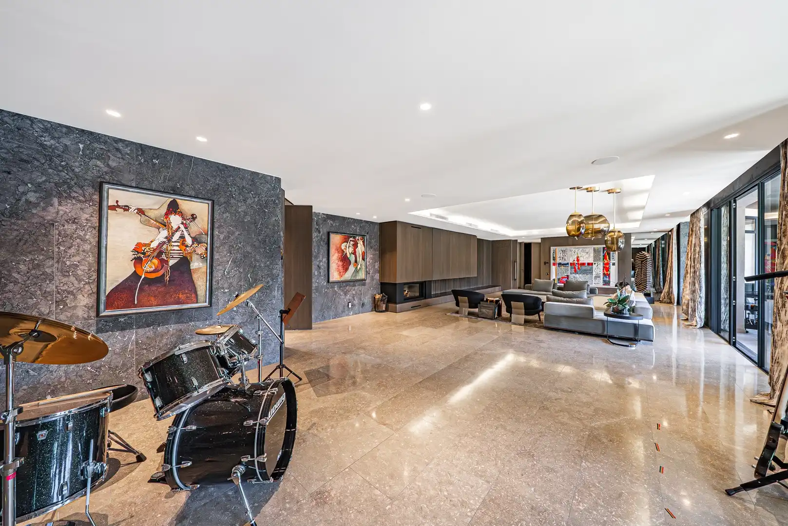 Living room of Houses for sale in Marbella  with Air Conditioner, Private garden and Terrace
