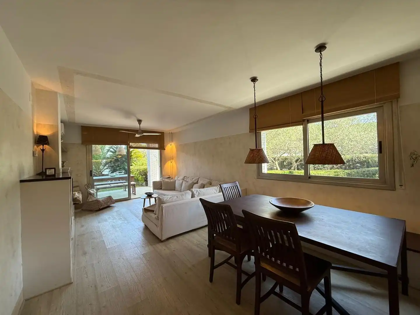 Living room of Flat for rent in Castell d'Aro, Platja d'Aro i s'Agaró  with Air Conditioner, Private garden and Terrace