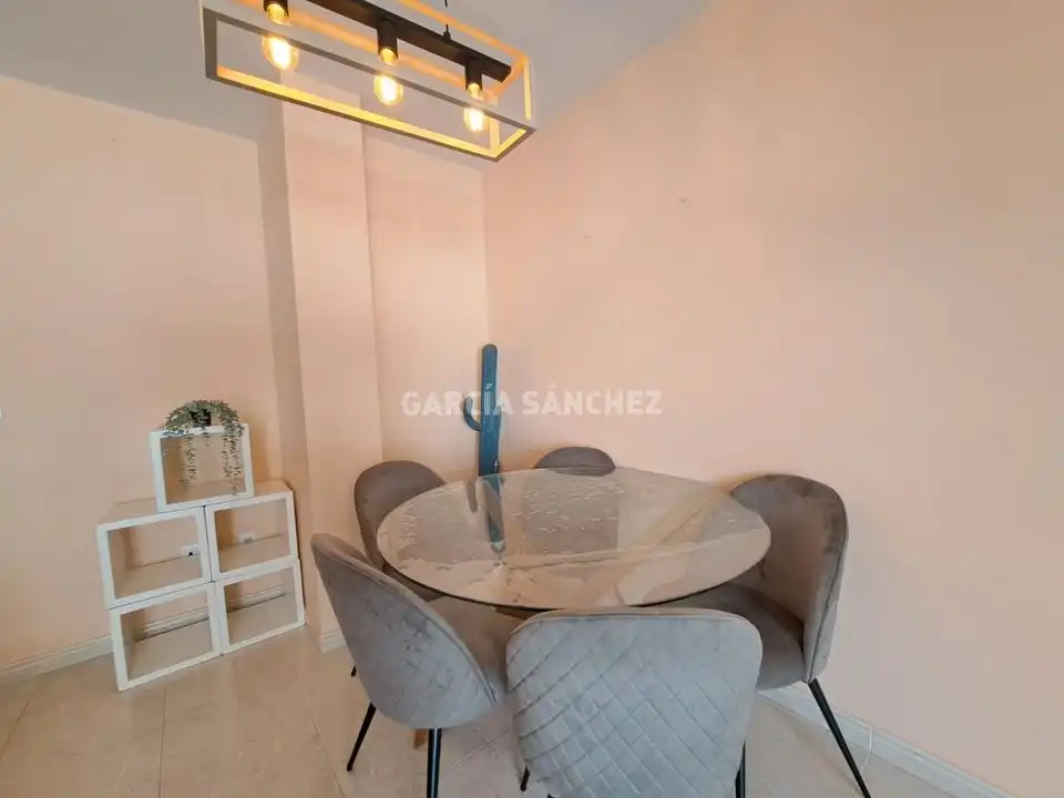 Comedor de Dúplex en venta en Boiro con Calefacción, Amueblado y Balcón