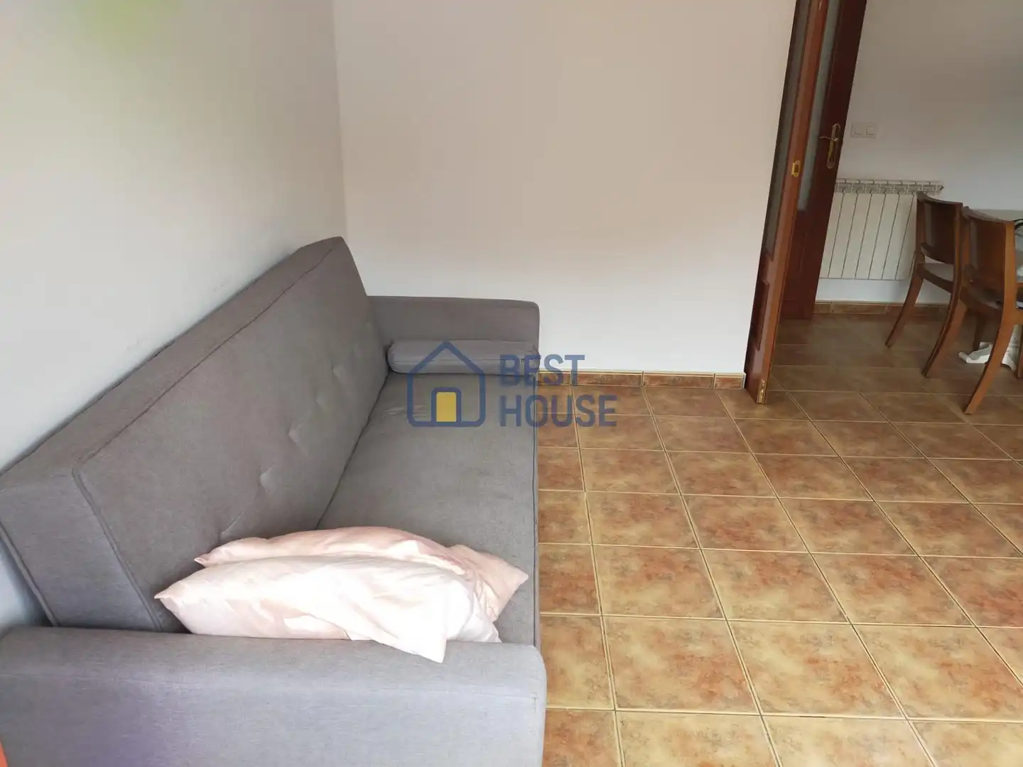 Sala d'estar de Apartament de lloguer en León Capital  amb Calefacció i Moblat