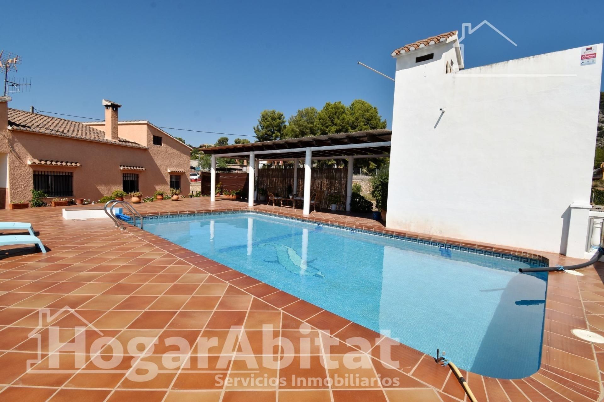 Swimming pool of House or chalet for sale in Onda  with Heating, Terrace and Storage room