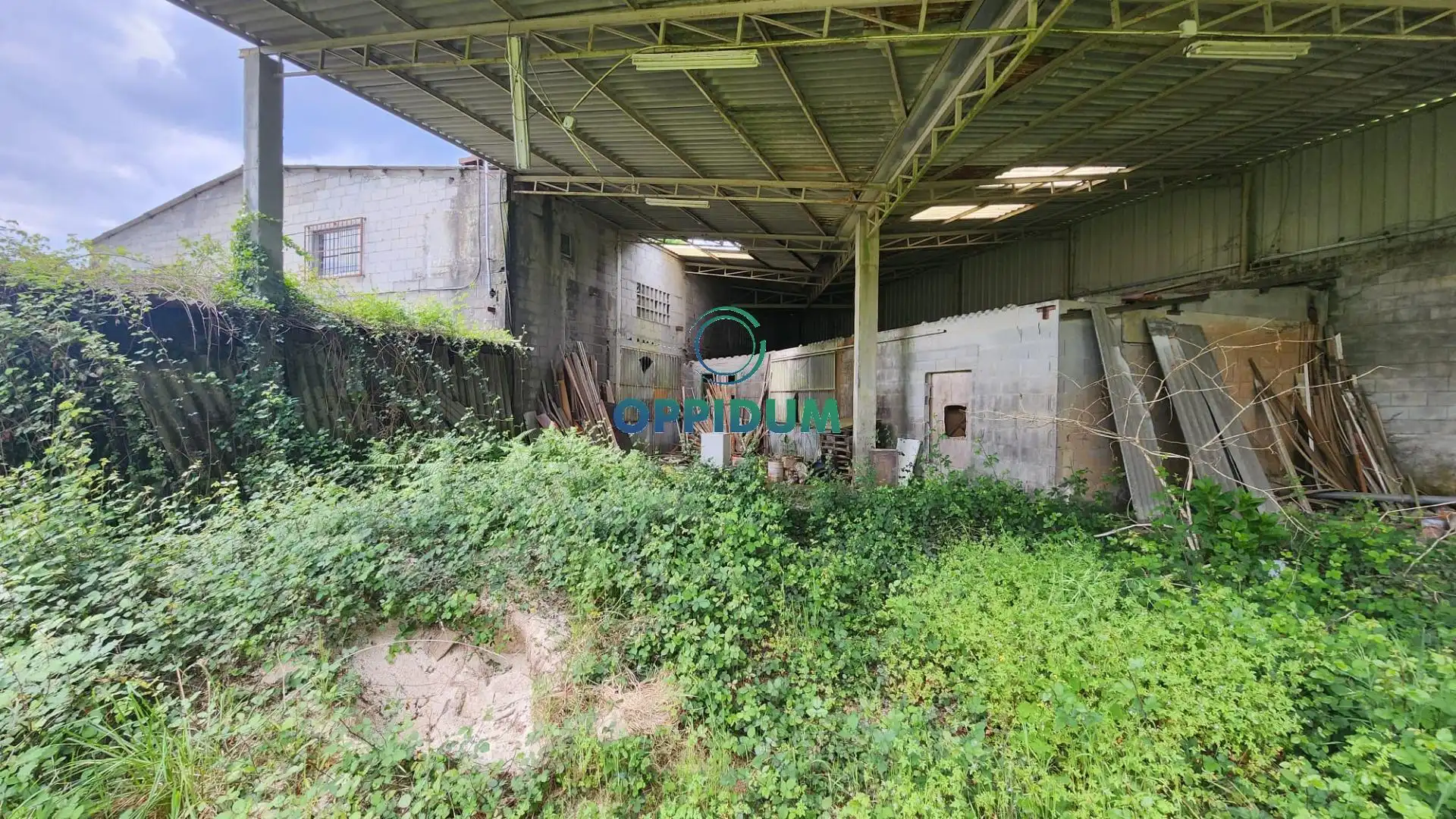 Exterior view of Industrial buildings for sale in Touro