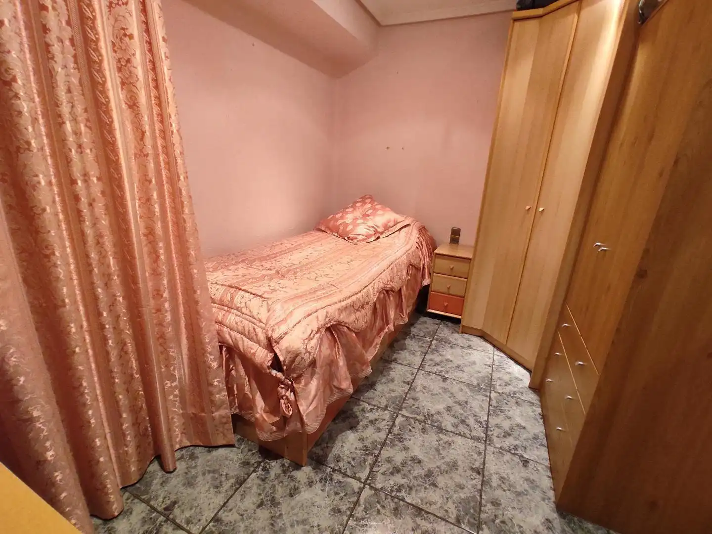 Schlafzimmer von Wohnung zum Verkauf in Valencia