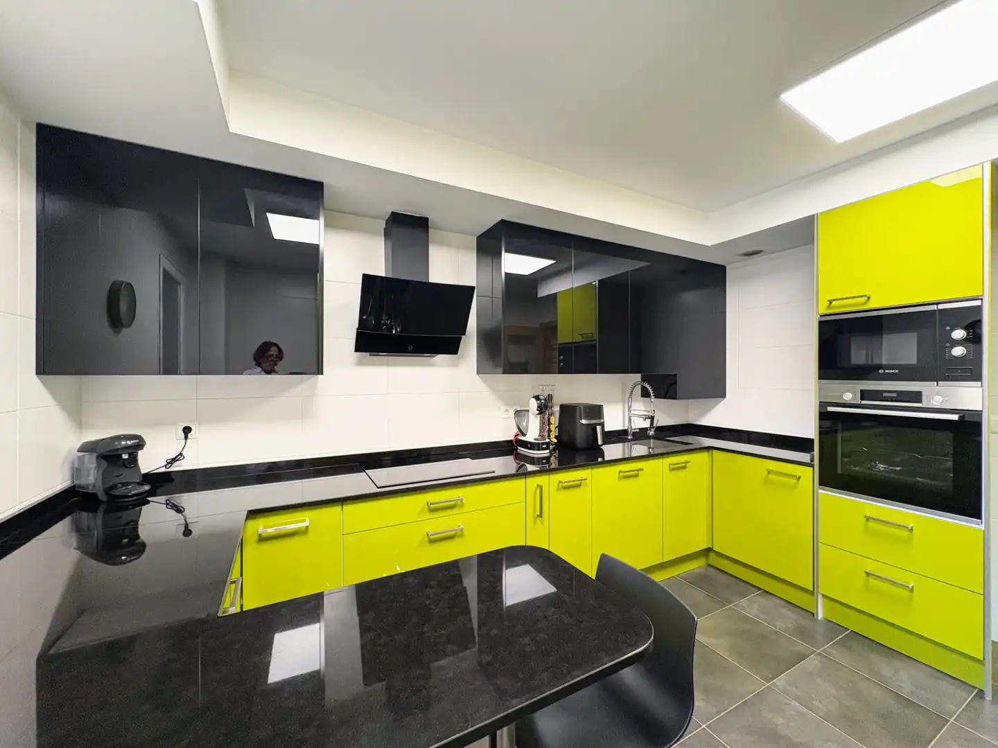 Kitchen of Flat for sale in Cistérniga  with Heating, Private garden and Storage room