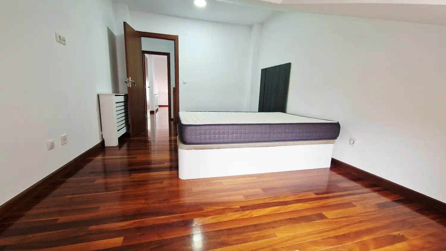 Bedroom of Duplexes for sale in Torrelavega   with Heating and Balcony