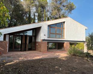 Vista exterior de Casa o xalet en venda en Castellar del Vallès amb Terrassa