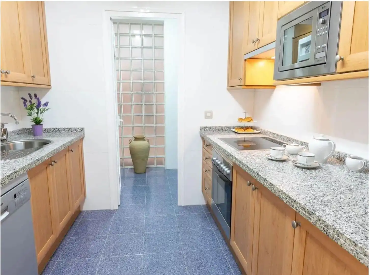 Cocina de Piso en venta en Marbella con Aire acondicionado, Terraza y Amueblado