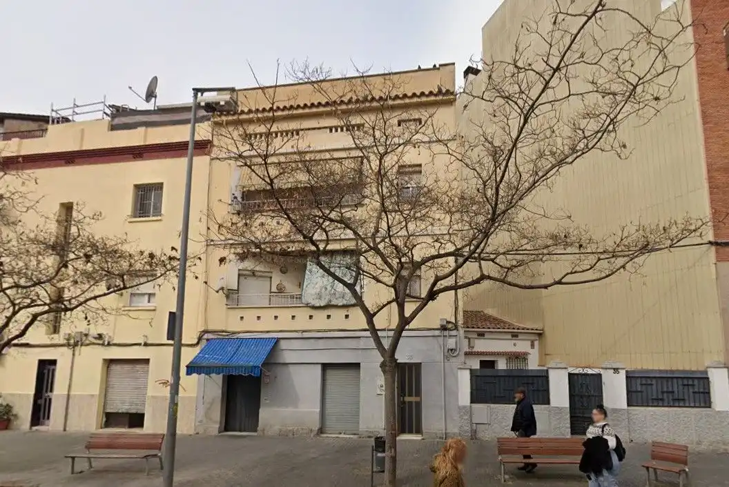 Vista exterior de Piso en venta en Montcada i Reixac con Terraza