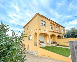 Exterior view of House or chalet for sale in Figueres  with Air Conditioner, Heating and Terrace