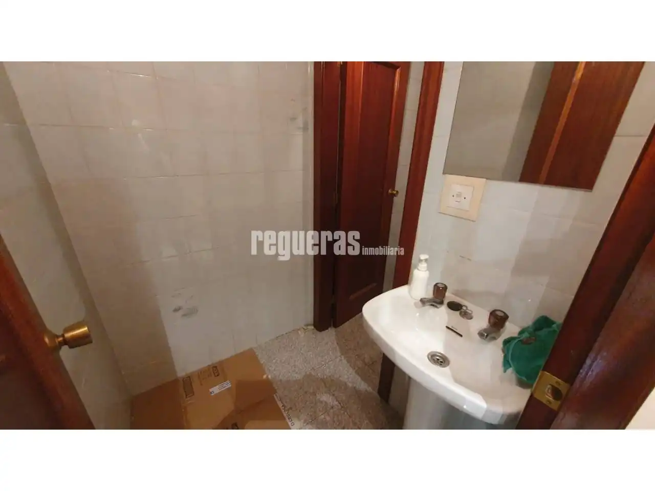 Business premises to rent in Calle José Cueto, imagen 8