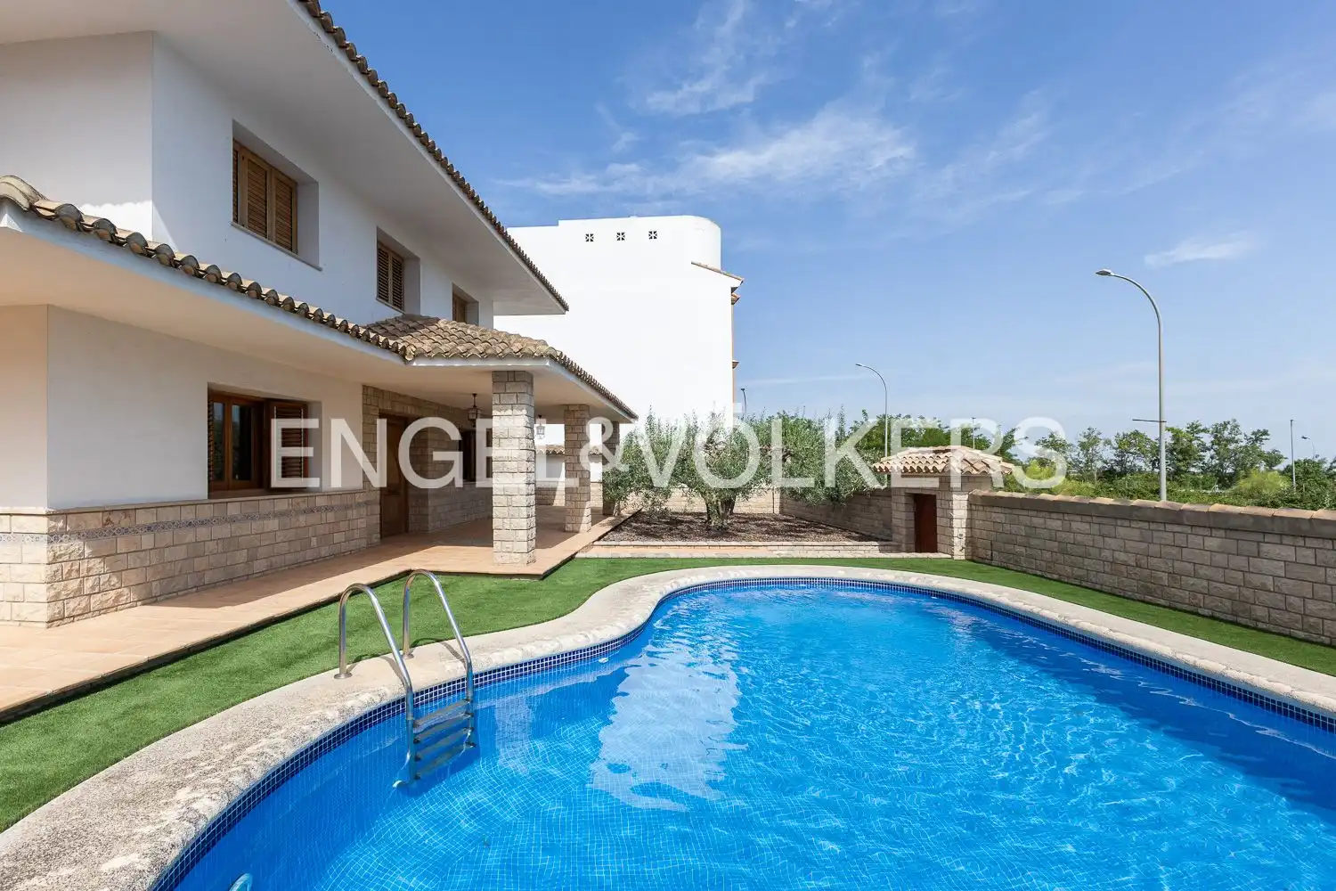 Swimming pool of Houses for sale in Favara  with Heating, Private garden and Swimming Pool