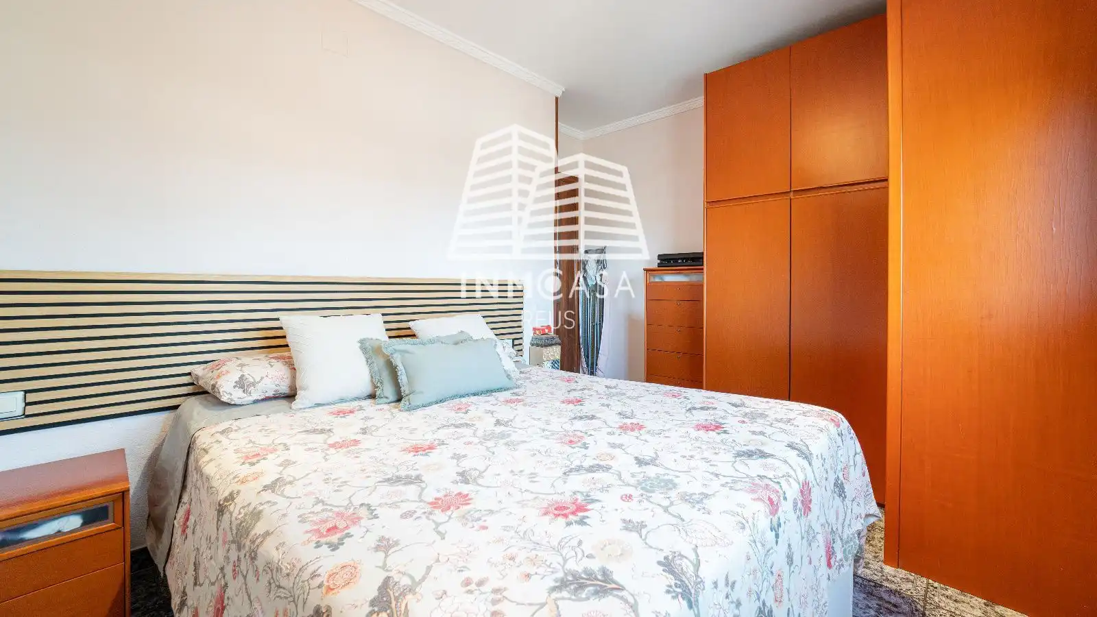 Dormitori de Pis en venda en Tarragona amb Aire condicionat i Terrassa