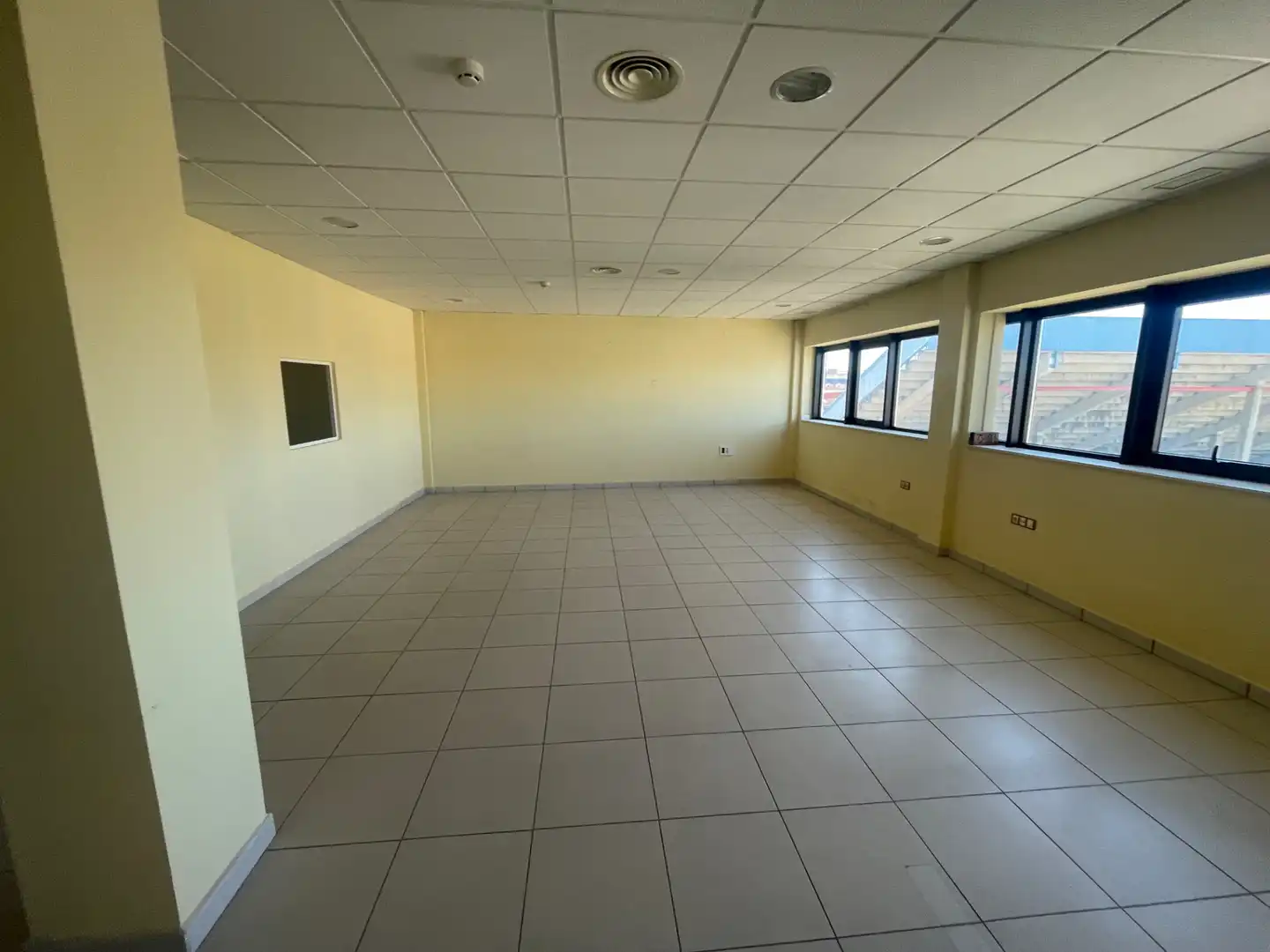 Local comercial en venda a Calle Badajoz, imagen 3