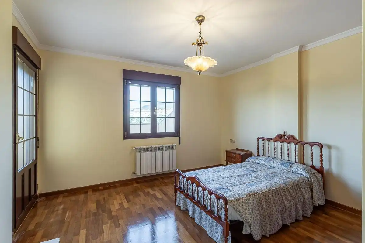 Habitación de Casa o chalet en venta en Cájar con Calefacción, Jardín privado y Terraza