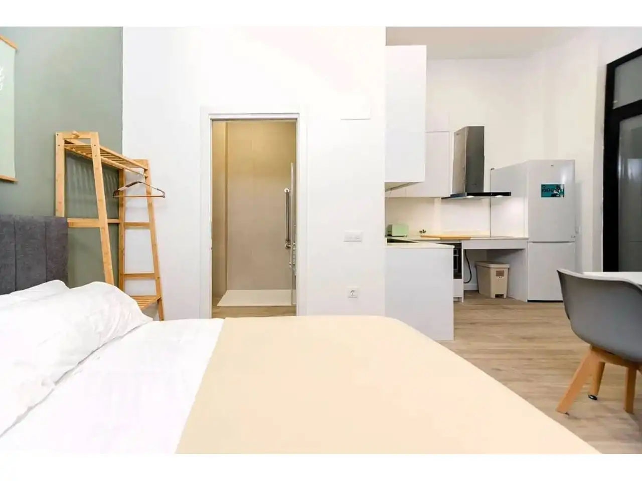 Schlafzimmer von Wohnung zum Verkauf in Esplugues de Llobregat mit Klimaanlage, Heizung und Parkett