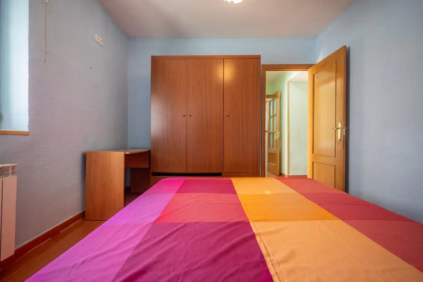Schlafzimmer von Erdgeschoss zum Verkauf in Ávila mit Heizung, Privatgarten und Terrasse
