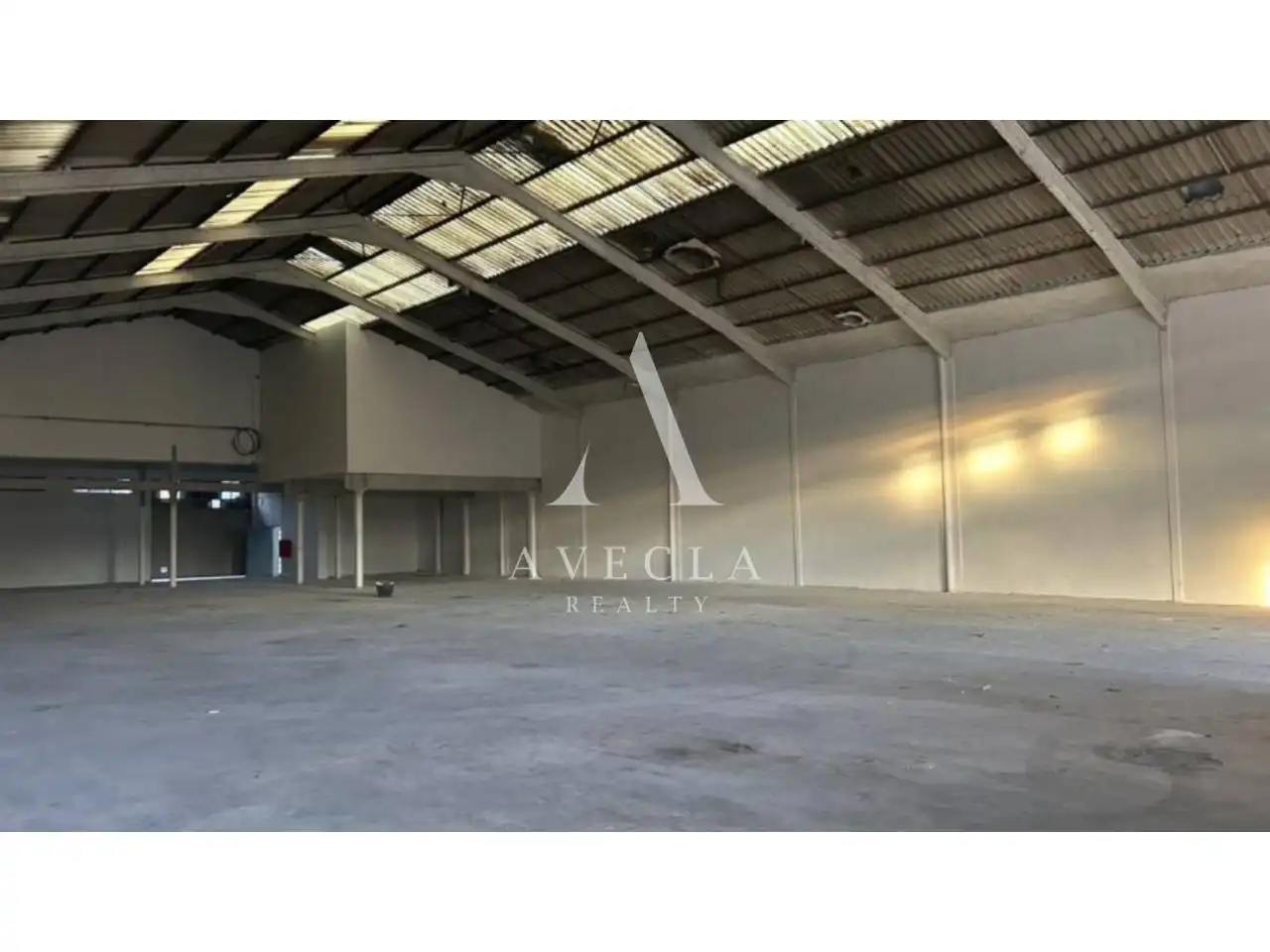 Vista exterior de Nave industrial de alquiler en Barberà del Vallès