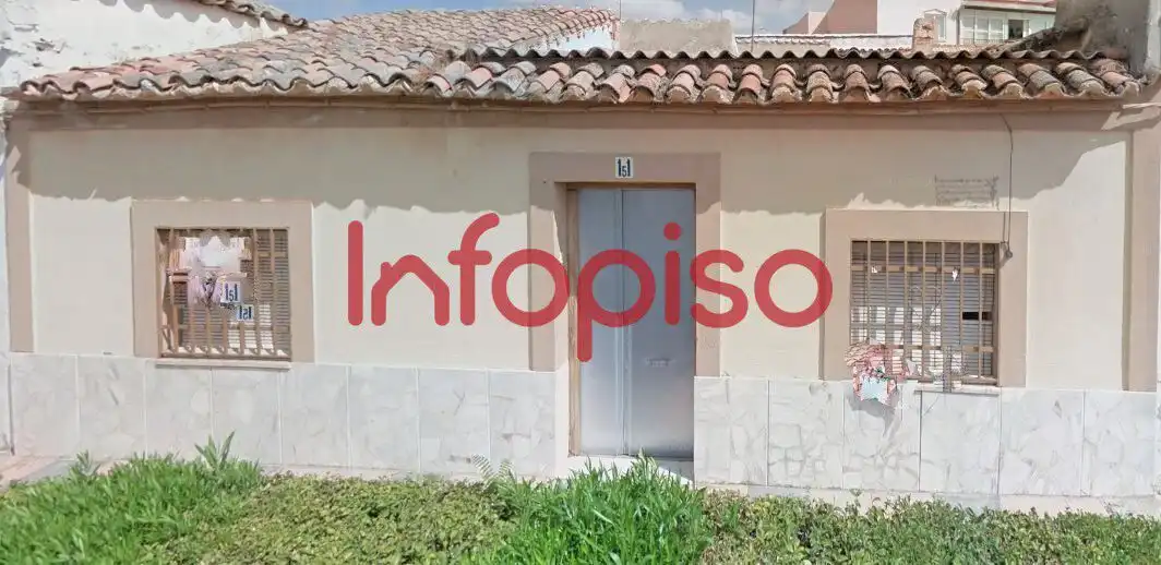 Vista exterior de Casa o chalet en venta en Valdepeñas con Terraza y Trastero