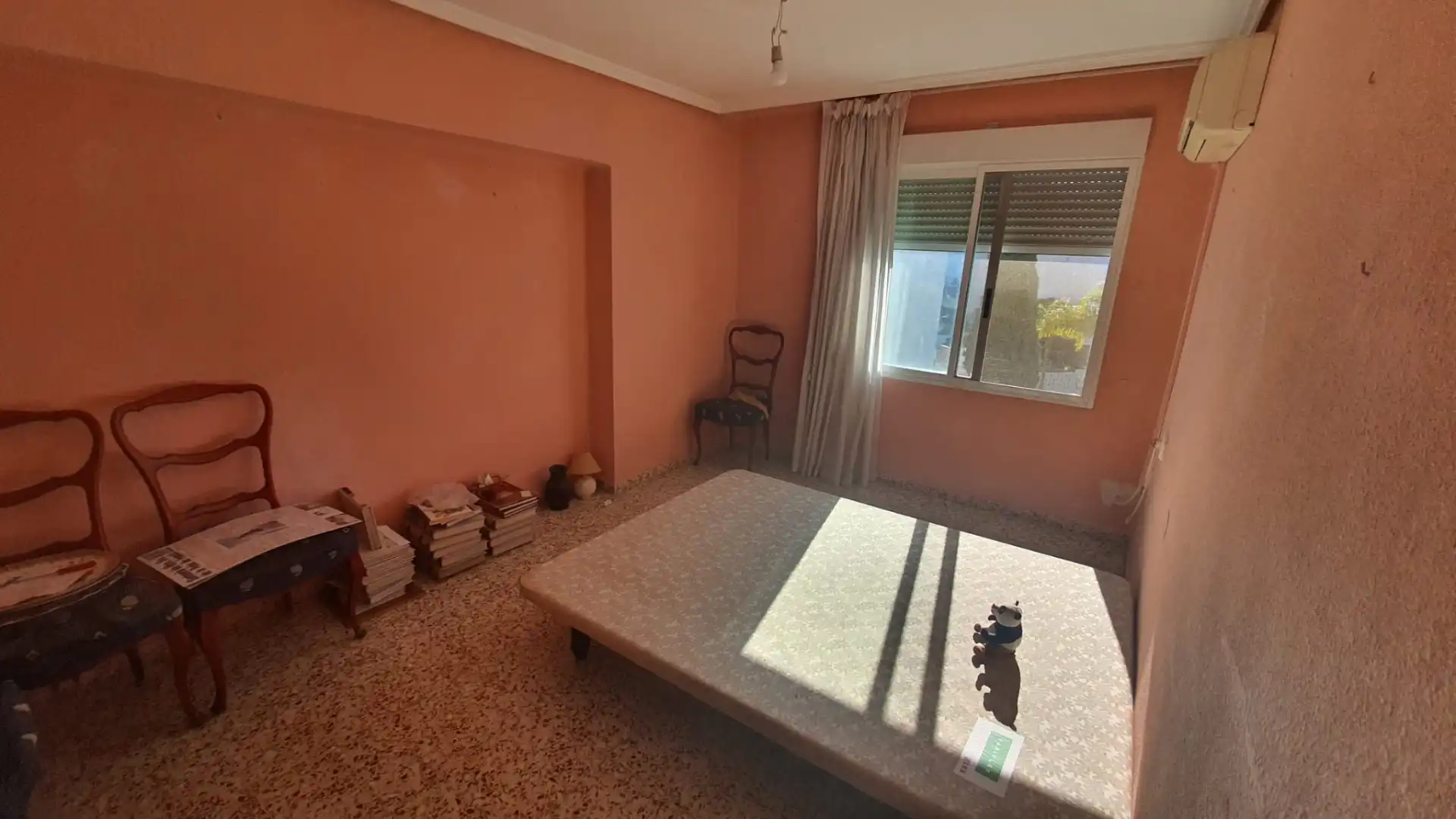 Dormitori de Casa adosada en venda en Benicasim / Benicàssim amb Aire condicionat i Moblat