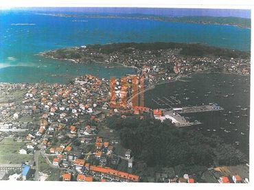 Terreno residencial en venta en A Illa de Arousa